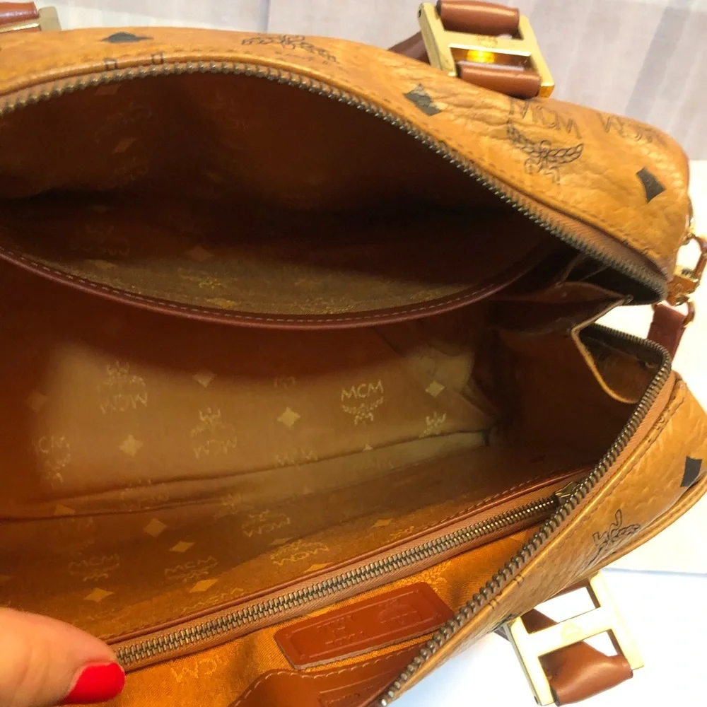 MCM Boston Leather Vintage Boston Shoulder Bag